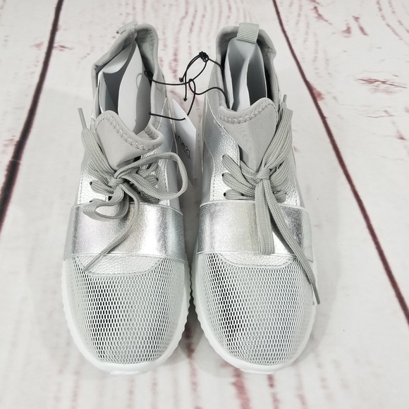 Silver Metallic Color Block Band Trainers - Picture 2 of 6